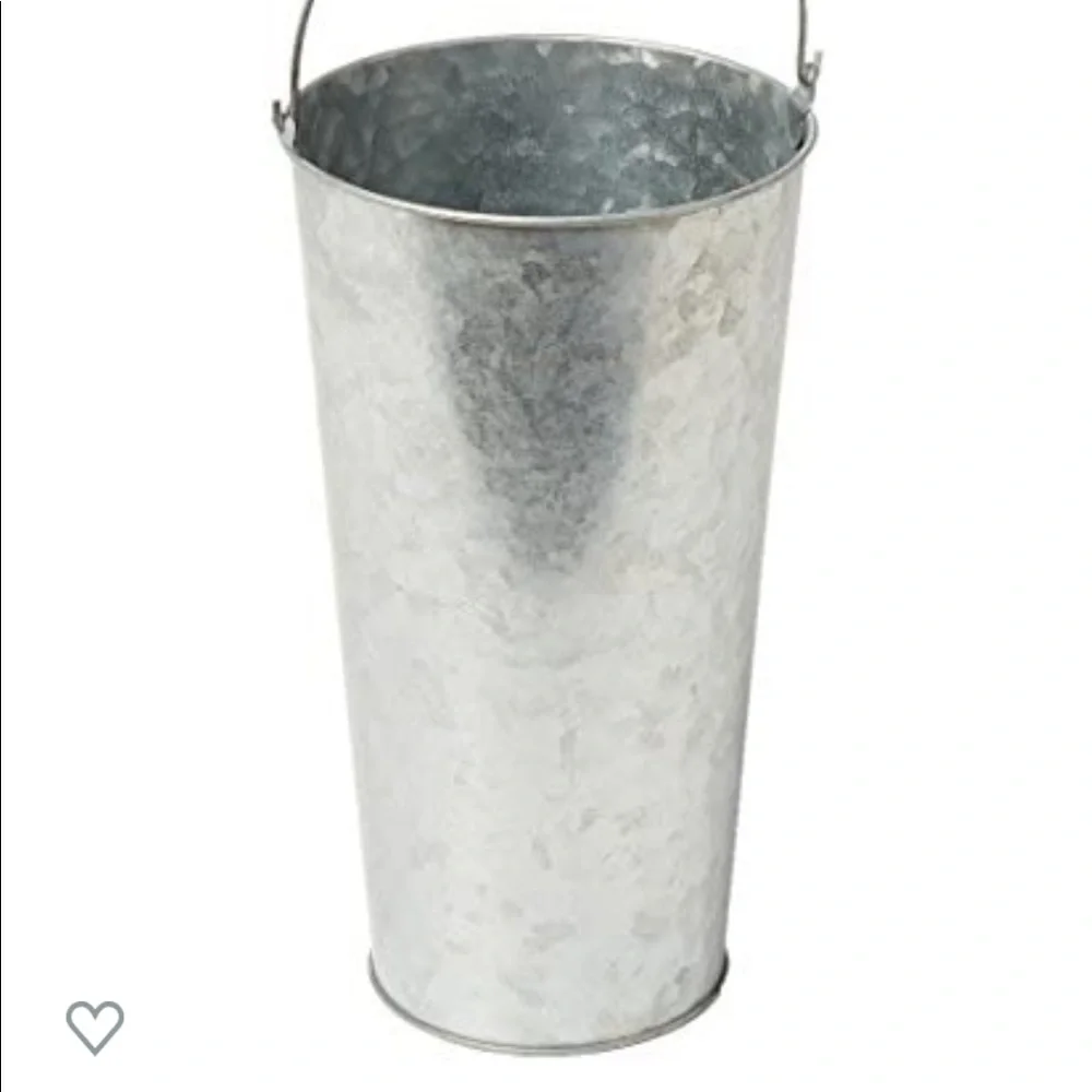 96-20” sparklers with bucket